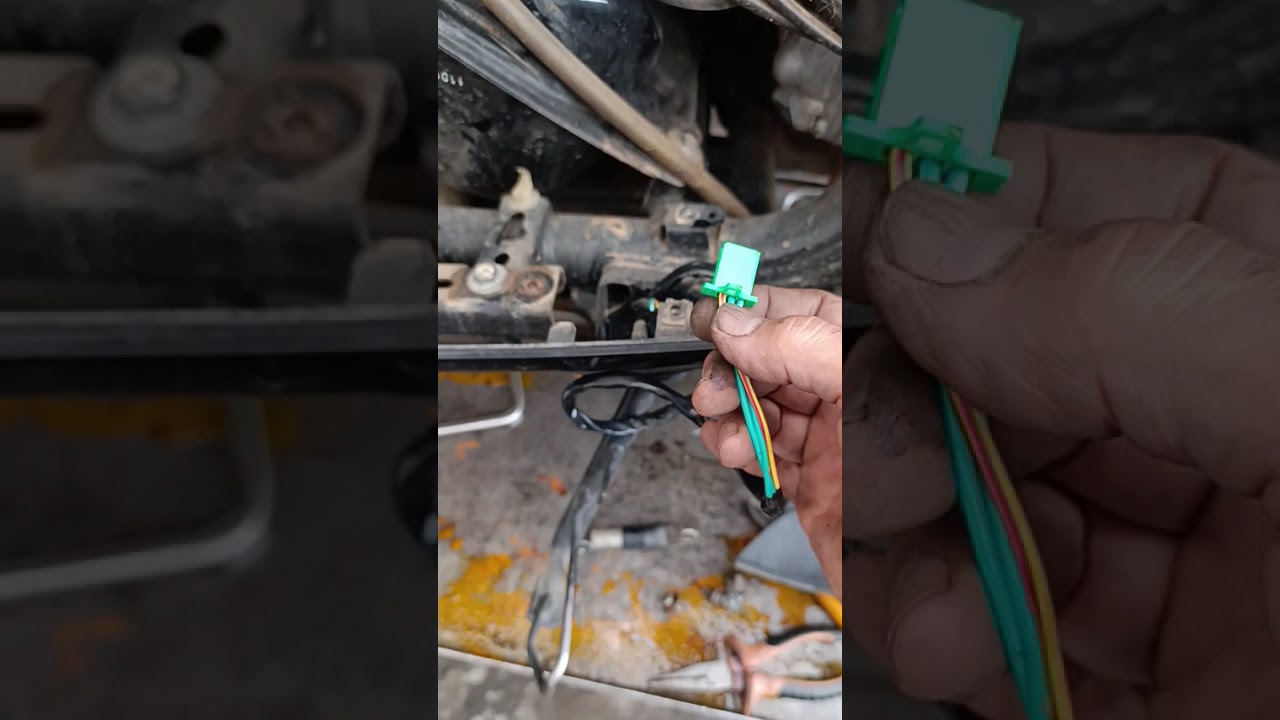 PCX 150 2015 mod 16 ao acionar motor de arranque c/ freio esq. acionado desc. lat. fechado não func