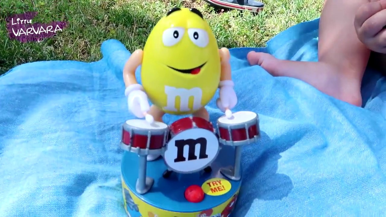 Распаковка коллекционной игрушки ммдмс барабанщик дьюти фри | M&M's Collection Unboxing