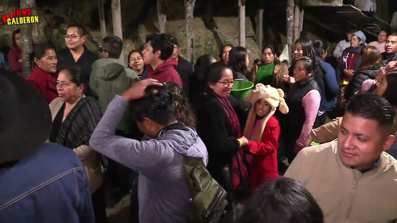 Asuncion Cacalotepec Mixe, Padrinos de misa y donadores Fam; Rayón Pérez Llevada de PREMIO 2a Parte