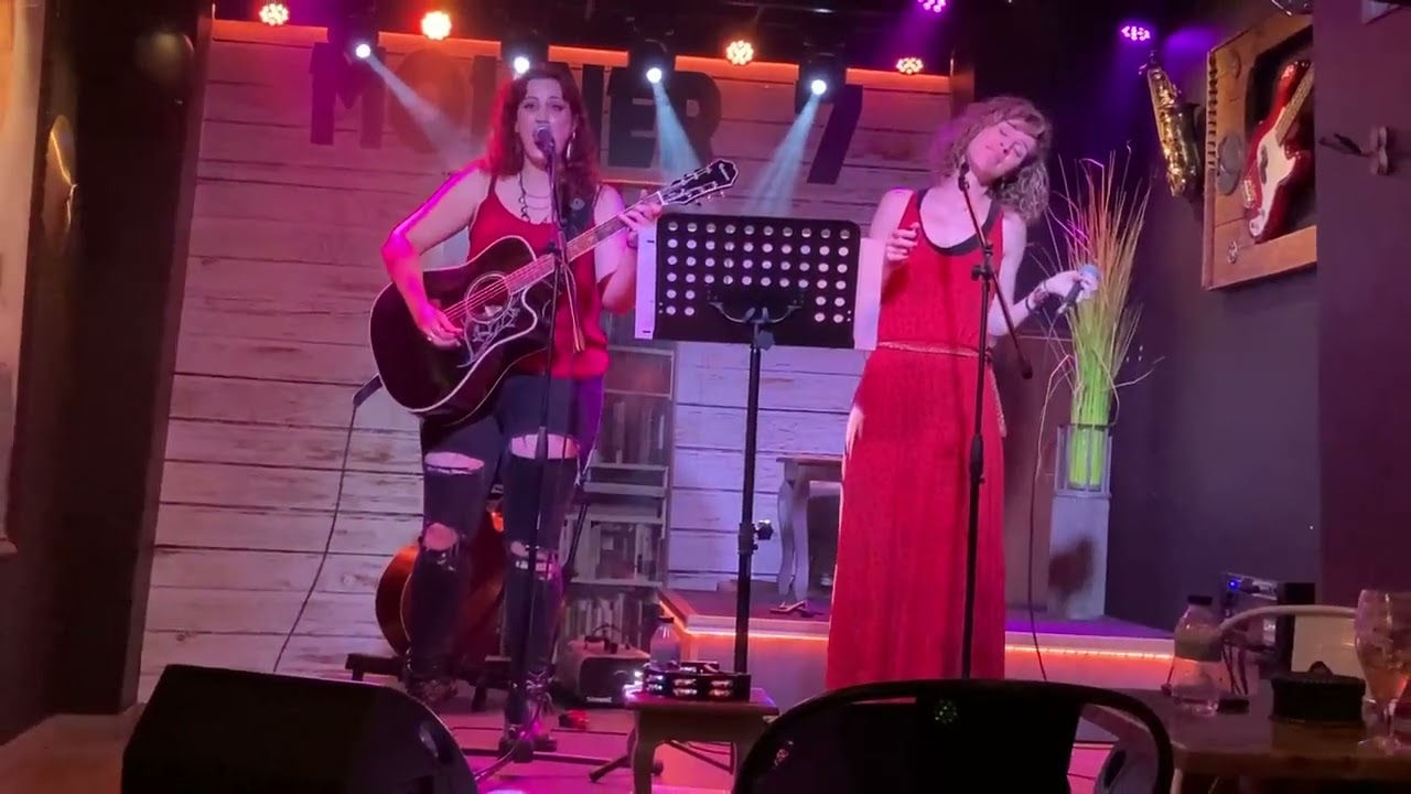 Rocio Ro & Cris Alonso - Your song ( Elton John cover) - Moliner7 23/10/22
