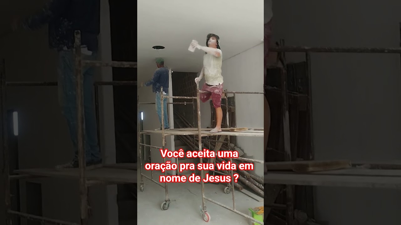 lixamento de massa corrida Téo pintor em ação