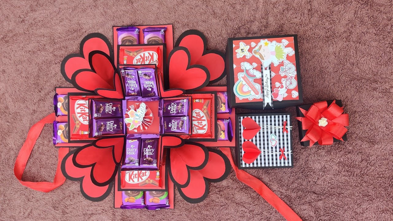 Love theme chocolate explosion box