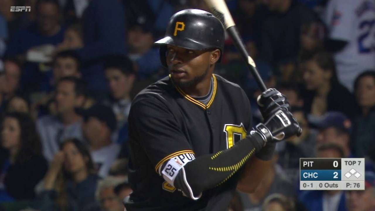 PIT@CHC: Polanco singles to break up perfect game