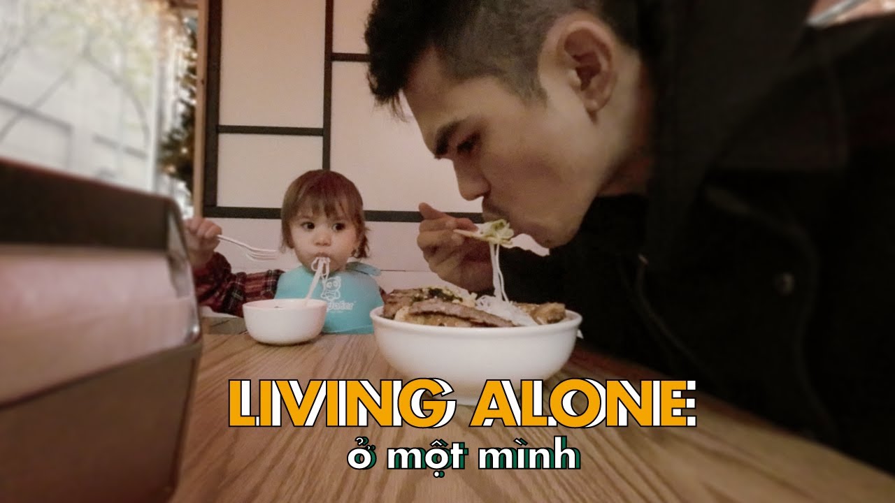 Living Alone - Ở Một Mình | Lần đầu trượt băng, chị 