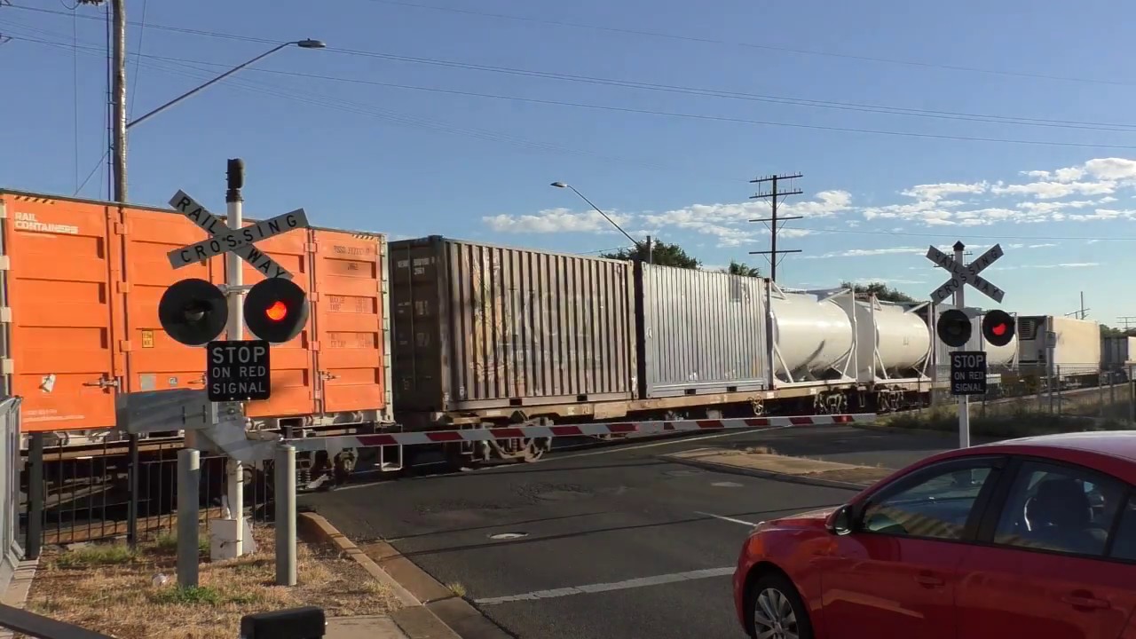 Level Crossing, Wagga Wagga NSW, Australia.