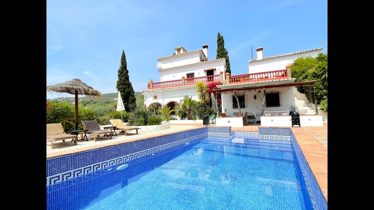 SOLD: Detached Arab style Villa with outbuildings and Hammam swimming pool REF:A4U2414