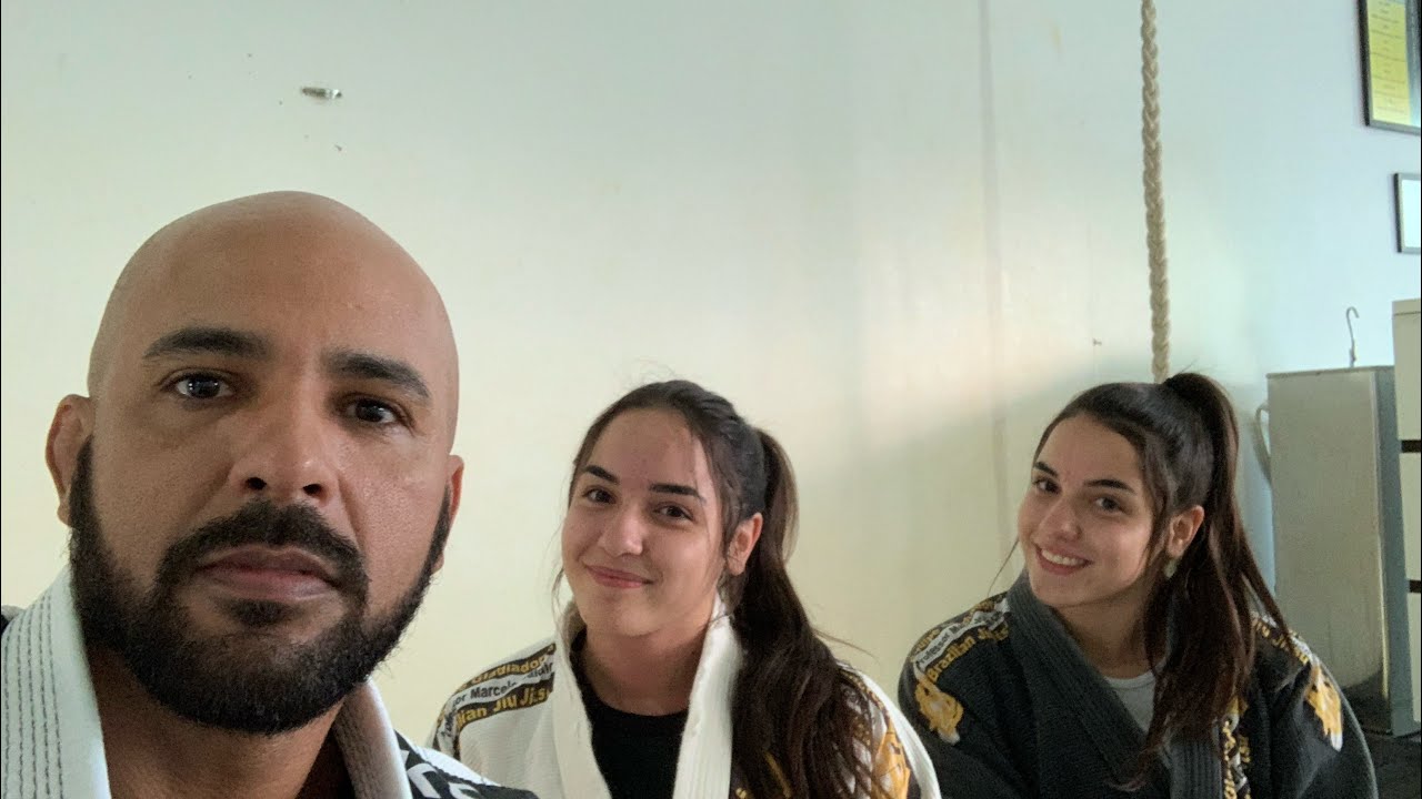 Raspa top guarda laçada com finalização