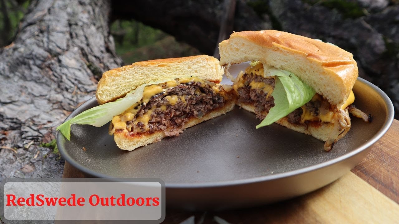 Smashed Burgers — кулинария Trangia Triangle