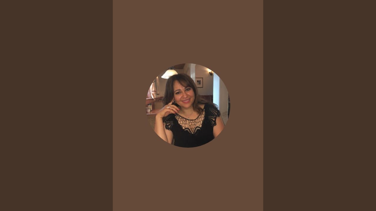 Nadeen Rahhal نادين رحال is live!انا جيت من بعد طول انتظار