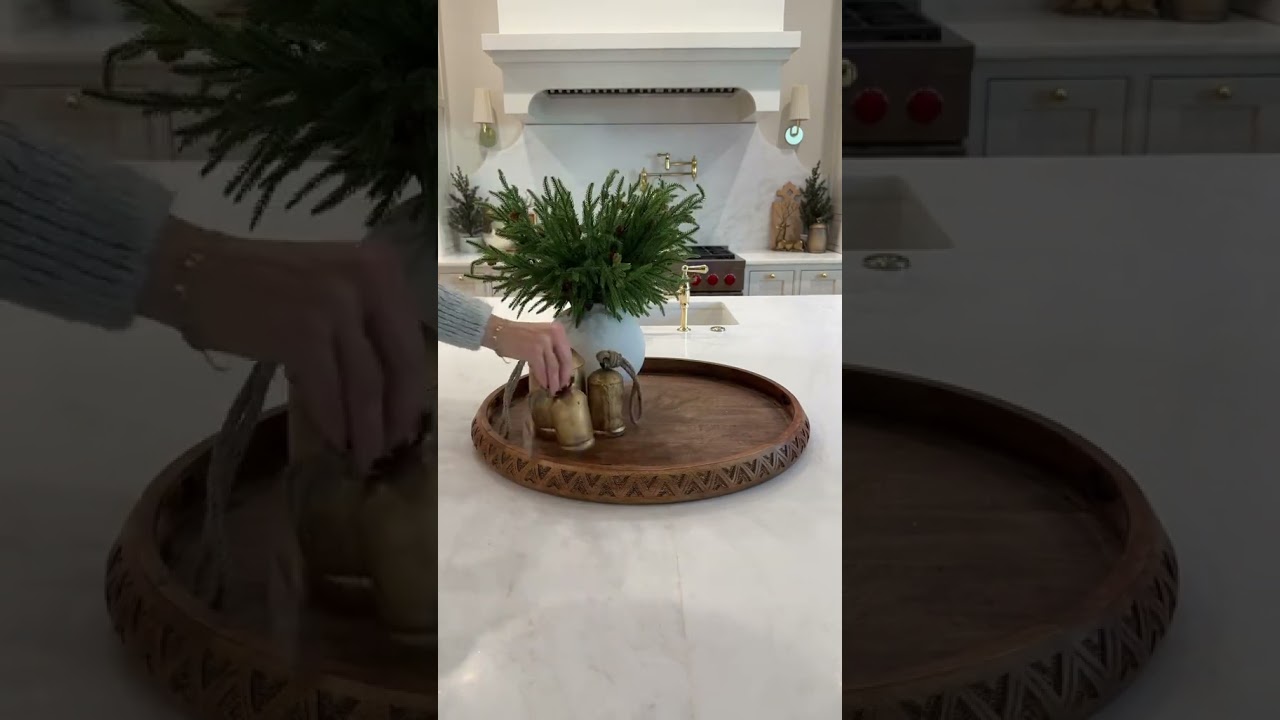 Neutral Christmas centerpiece idea! 🥰: #shorts #short #ashmari! esavage