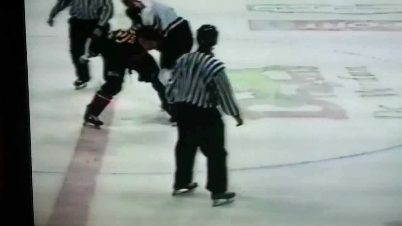 Mike Varhaug vs Dean Mayrand