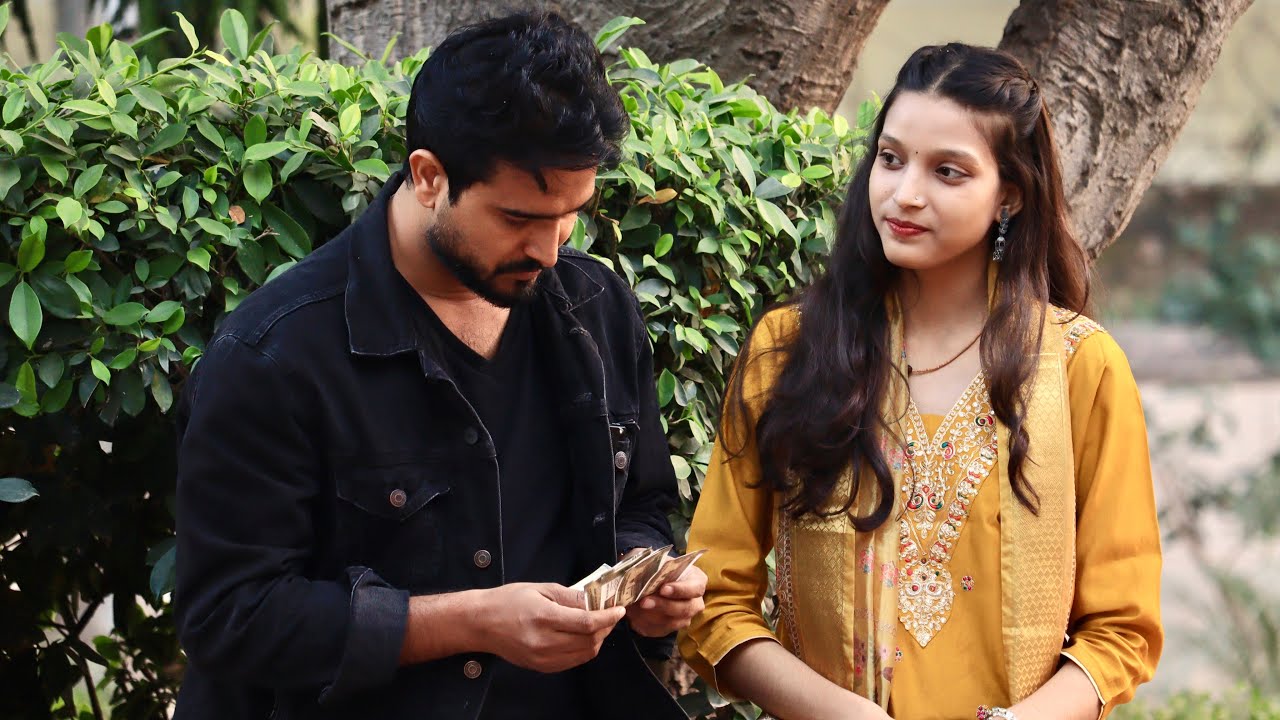 Part 2 - esi beti sabko mile 🥰| Asking Pg Rent Help to Strangers Girl 🙏| Yash Choudhary