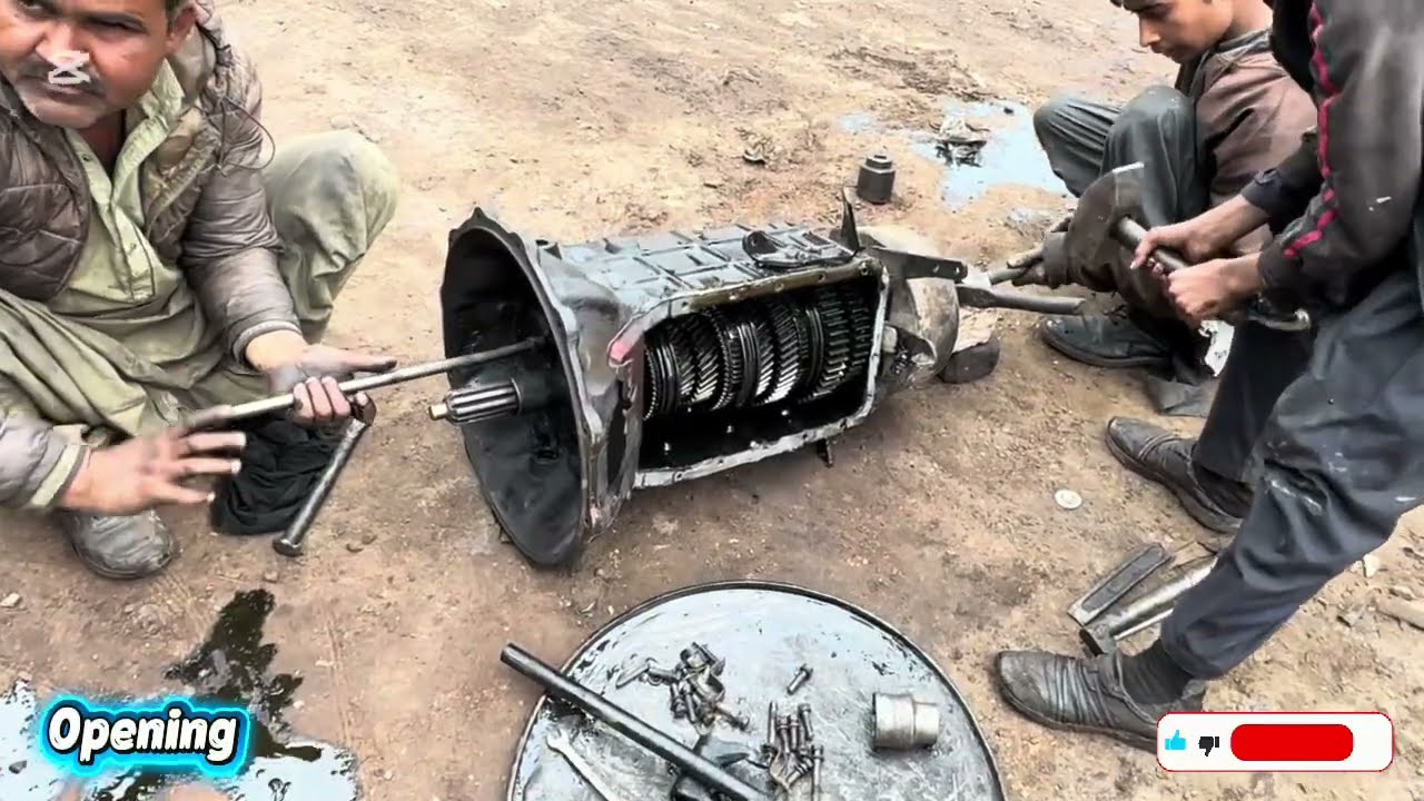 ⚙️🔩 Expert Sezo Gearbox Repair & Maintenance 🔧 #gearboxrepair #machine #video #viralvideos #viral 