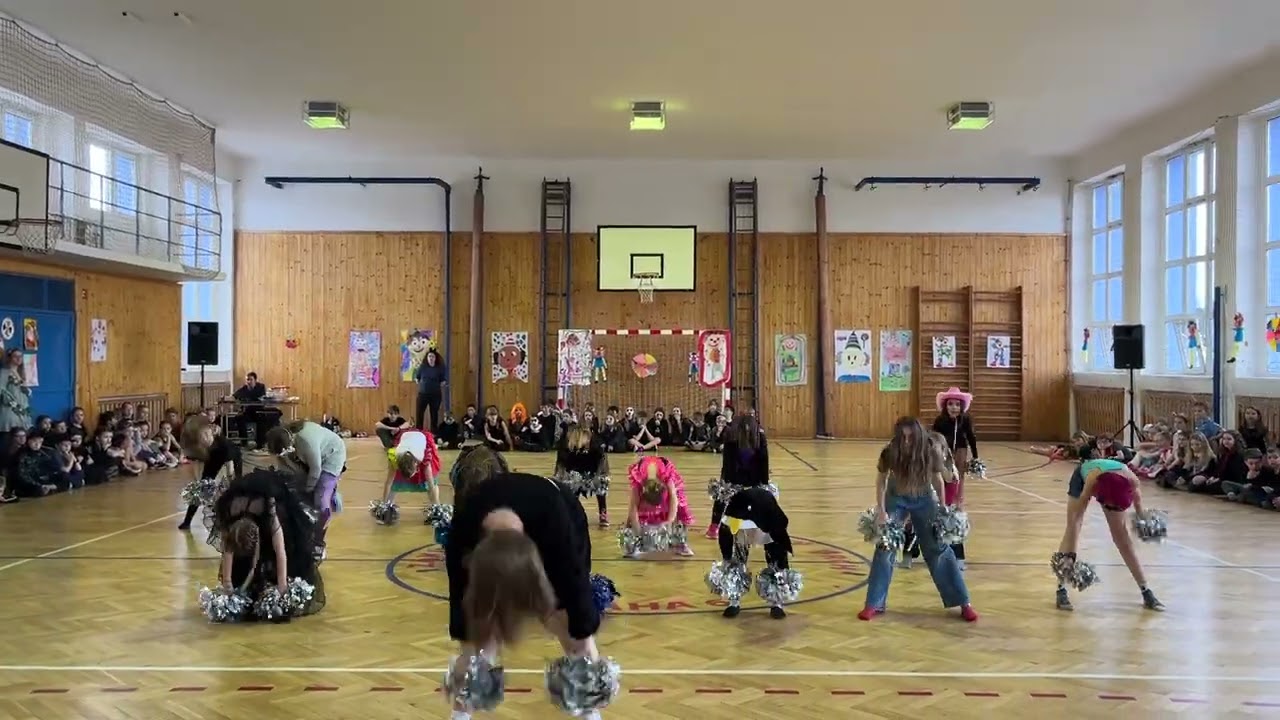 Vystoupení roztleskáváček MASOPUST 2026