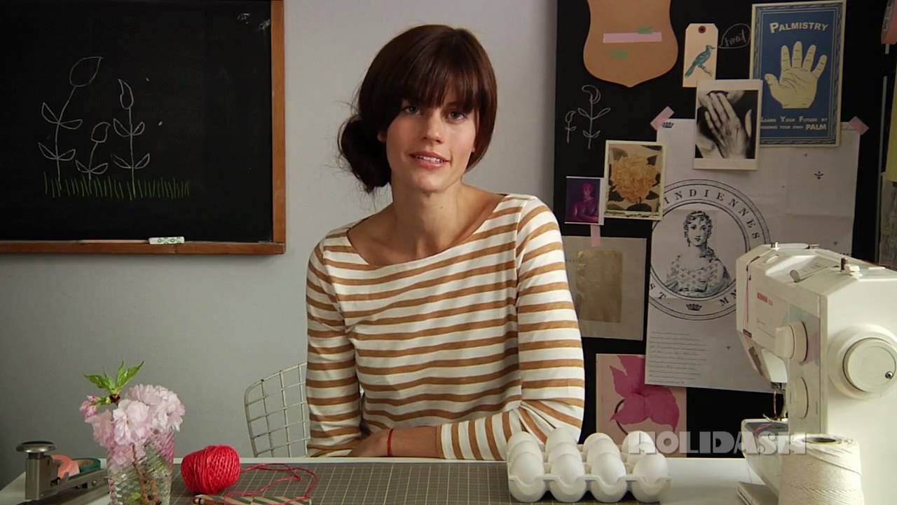 Dye Your Easter Eggs With Silk