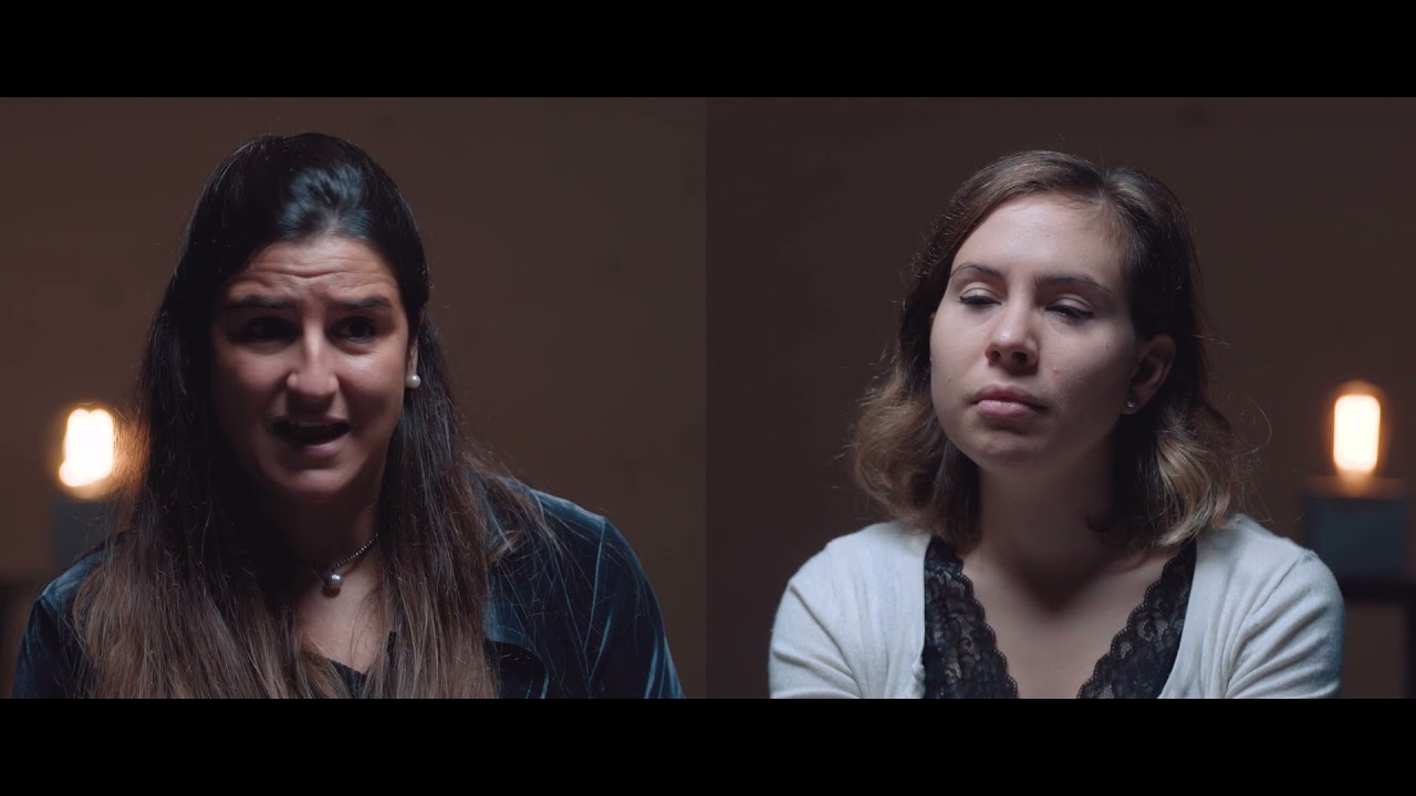 Des-nudos. Documental. BERTA y CRISTINA