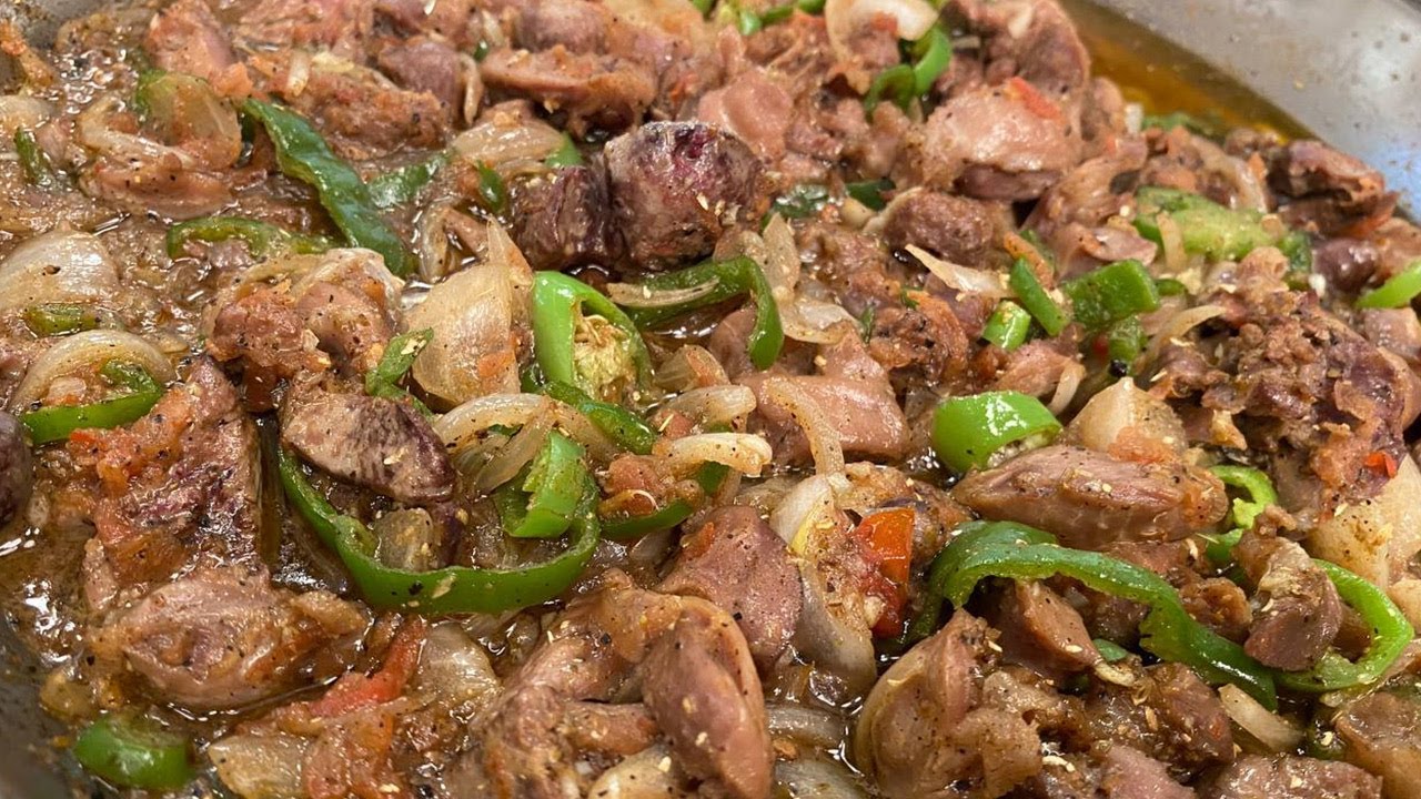 طريقة عمل كبد وقوانص بالطشة لأصحاب المزاج العالي | البلدي يوكل مع الشيف نونا