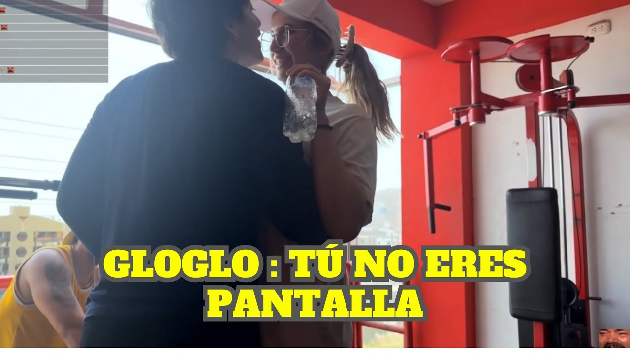 GLOGLO ACTÚA COMO GAY Y EMIKUKIS LE DICE QUE SE VOLVIÓ SU PANTALLA