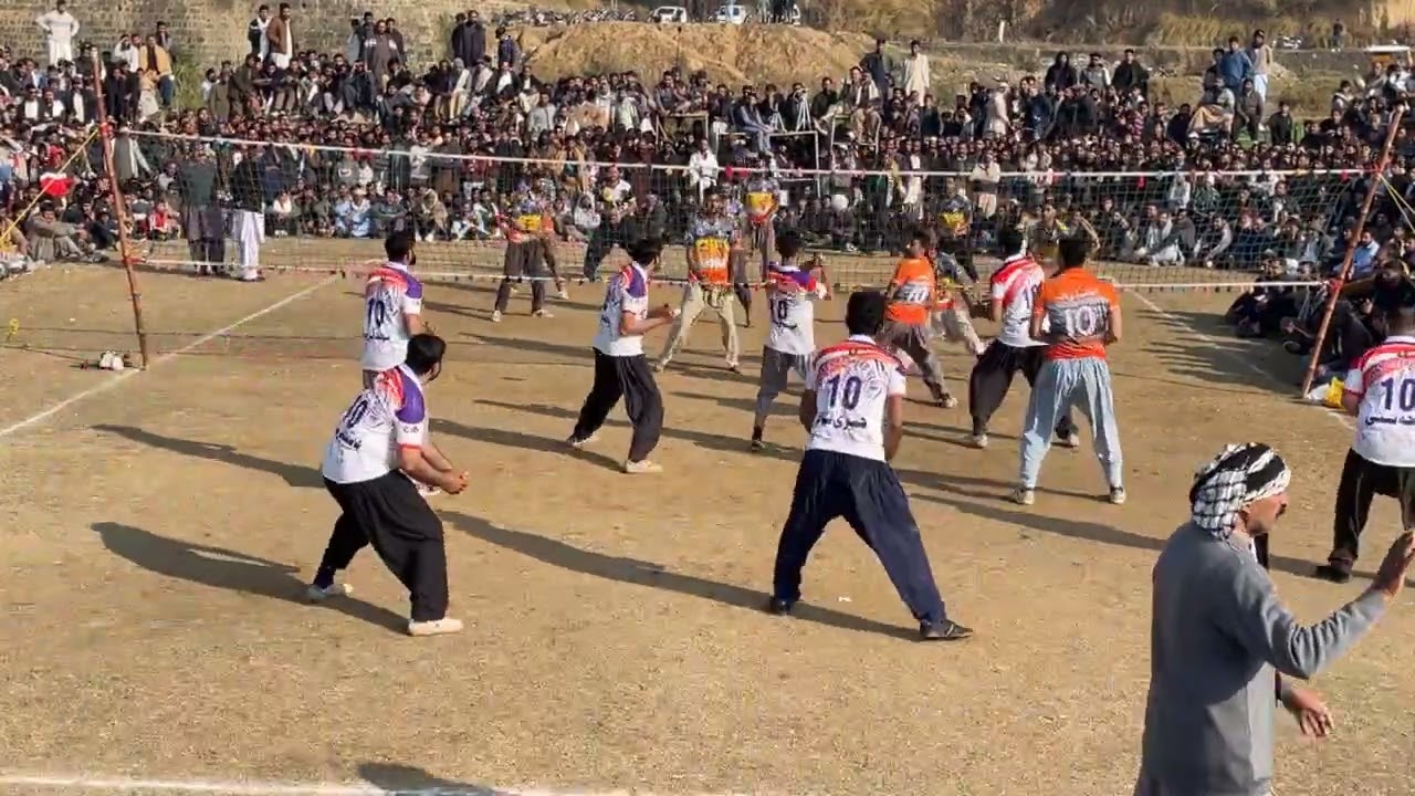 Raja Anjum Club Vs Tayyab Rasheed Club at Bewal Shooting volleyball Tournament at Gujjar khan part 2