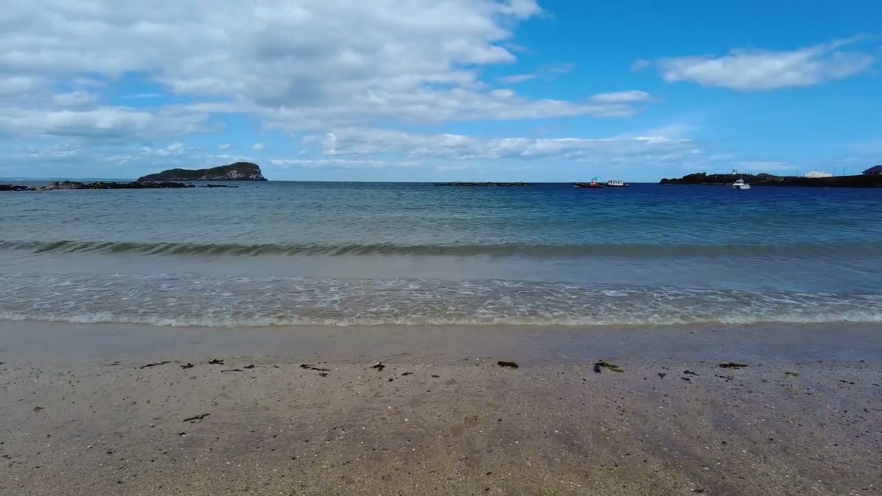 🇬🇧🏴󠁧󠁢󠁳󠁣󠁴󠁿 NORTH BERWICK/Scotland  Walk:  along West Beach and Milsey Bay Beach   (no talking)