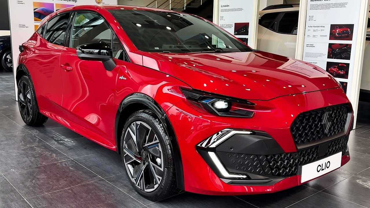 2026 Renault Clio - Exterior and interior details