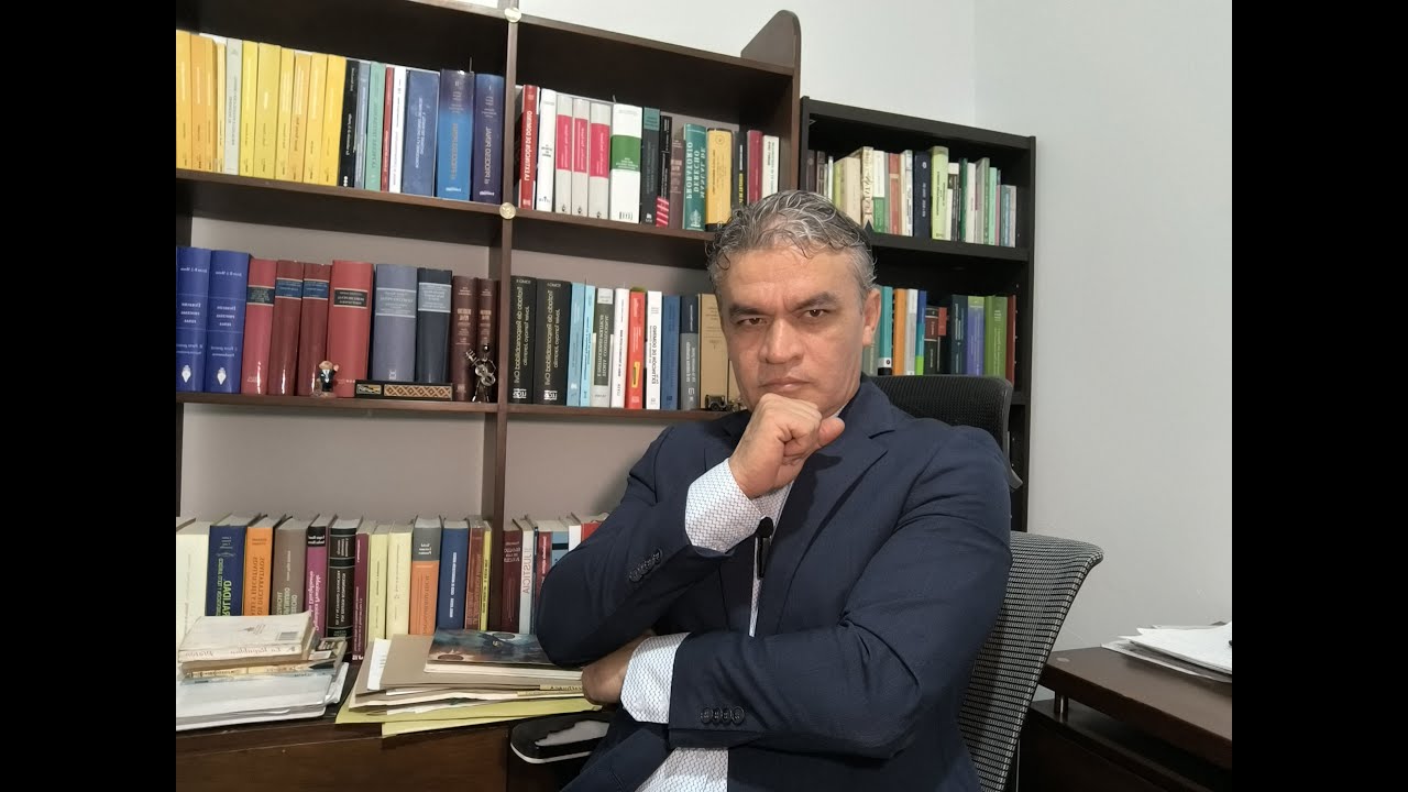 DEFENSA DISCIPLINARIA DE ESTUDIANTES UNIVERSITARIOS EN COLOMBIA