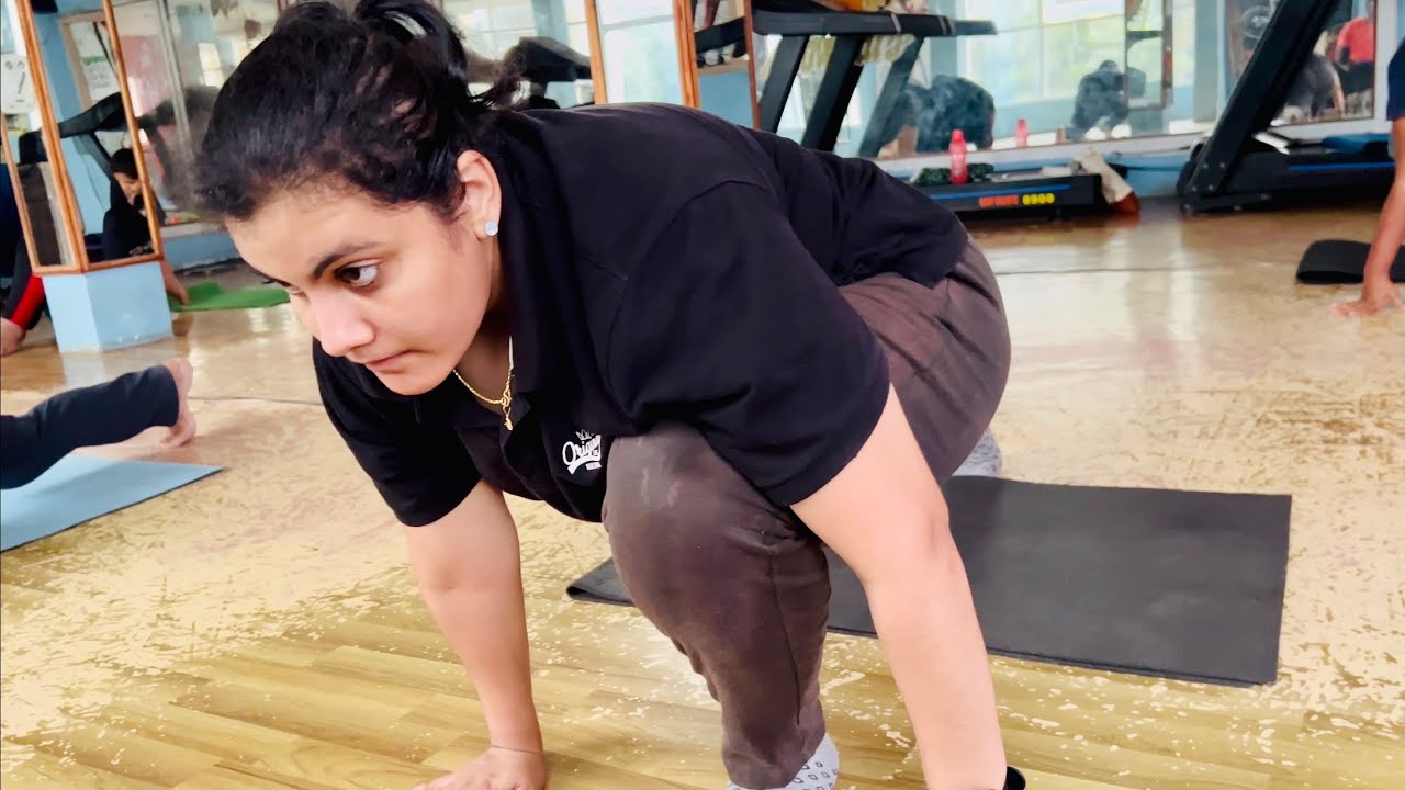 10 Essential Stretches You Need to Do Before Workout ( 15 Min Stretch for Flexibility & Mobility )