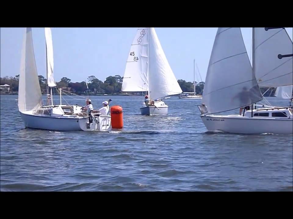 2011 Catalina 22 Midwinters.wmv