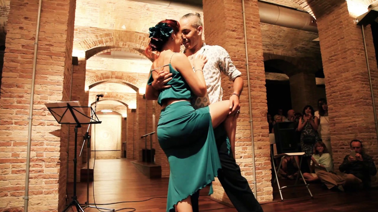 Matías Lorca y Mariam García. Tango "La Capilla Blanca"