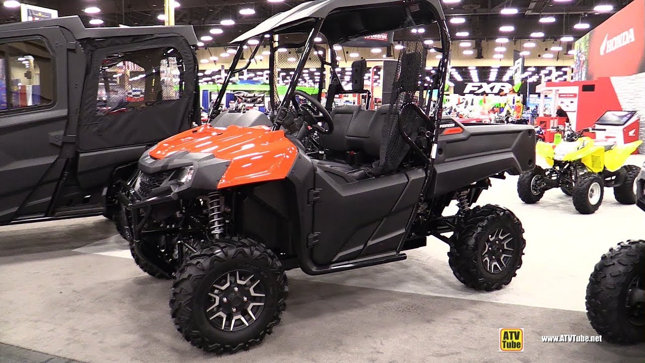 2019 Honda Pioneer 700 2P DLX Utility ATV - Walkaround - 2018 AIMExpo Las Vegas