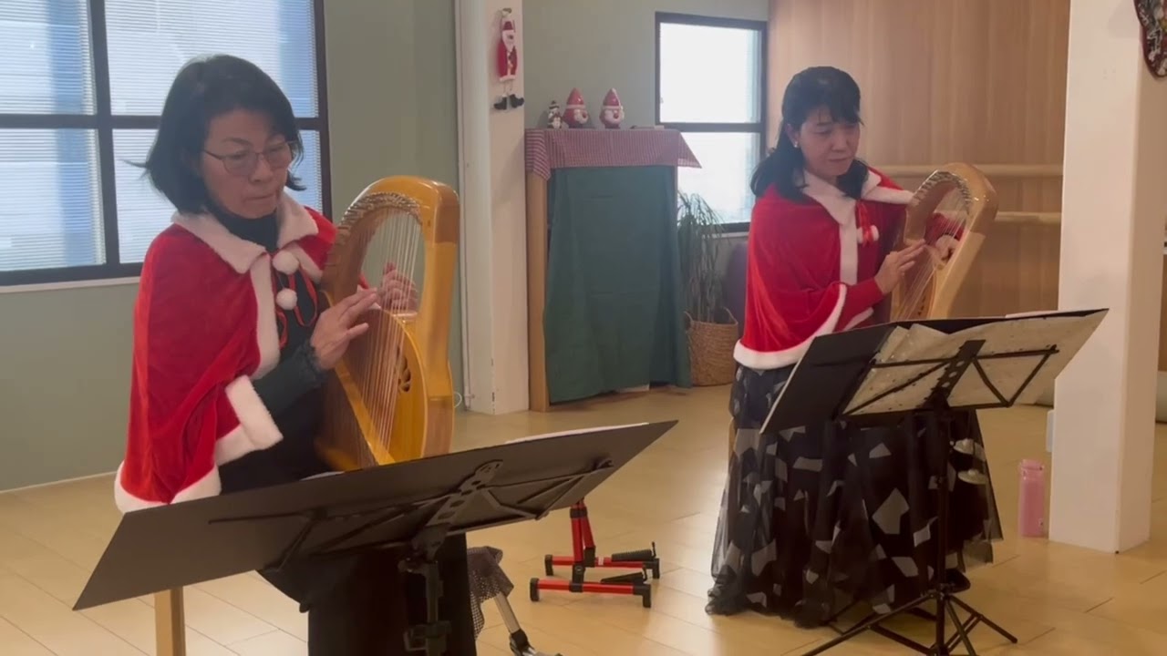 クリスマスメドレー　荒野の果てに〜ああベツレヘムよ〜もみの木〜まきびとひつじを /ライアーデュオ演奏