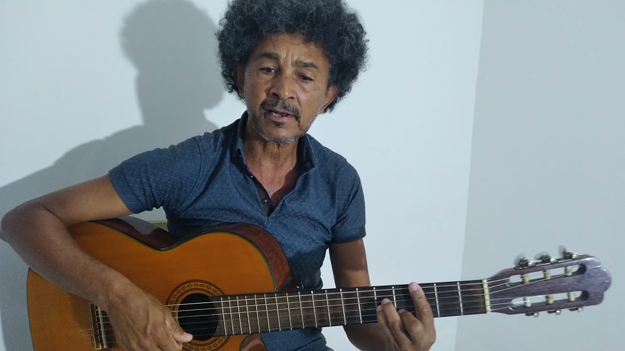 A distância (Roberto Carlos) Cover  Ednaldo