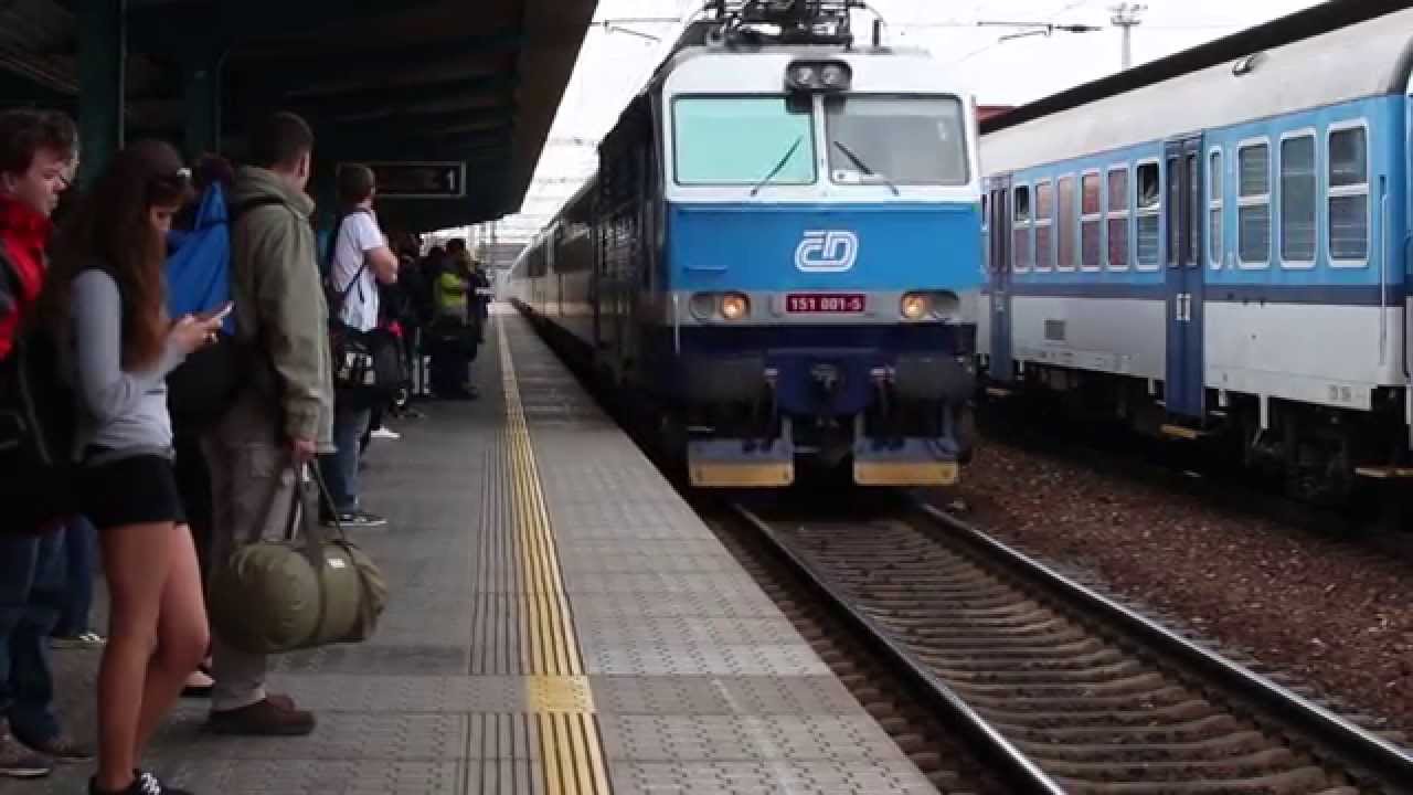 Vlaky Pardubice hlavní nádraží I 30.4.2015
