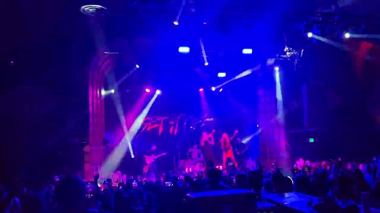 Set It Off featuring Vana - Partners in Crime - 11.16.2025