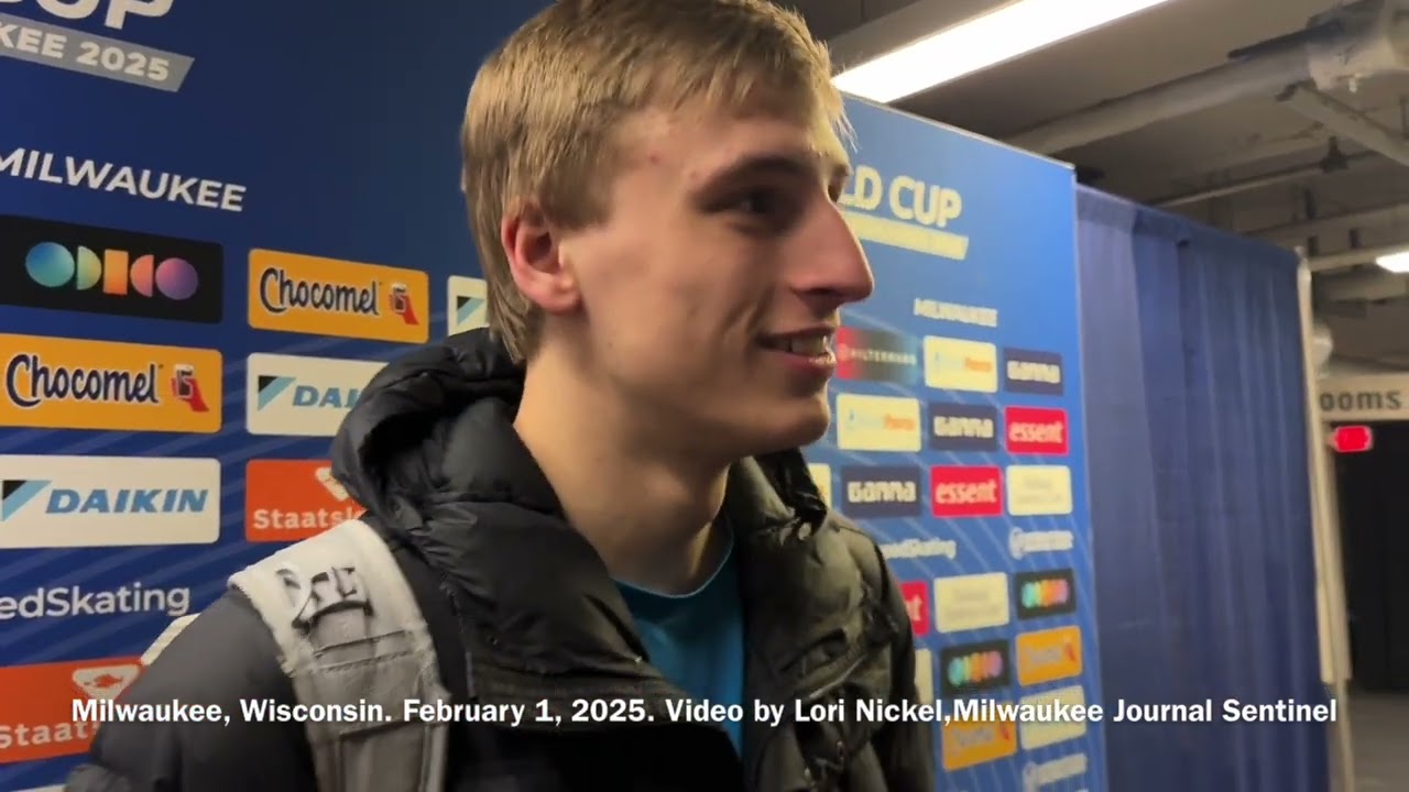 Jordan Stolz after winning 500 and 1500, ISU World Cup Milwaukee