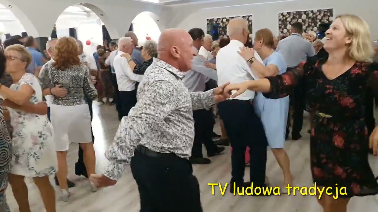 TAK SIĘ BAWIĄ LUDZIE na zabawie w Złotym Dworze a klimat i atmosfera mówią same za siebie