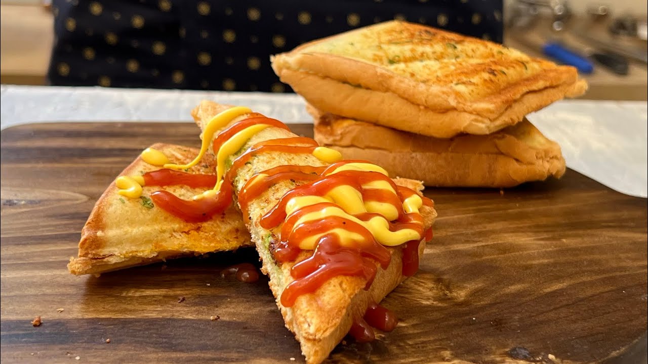 How To Make A Perfect Cheese Garlic Sandwich