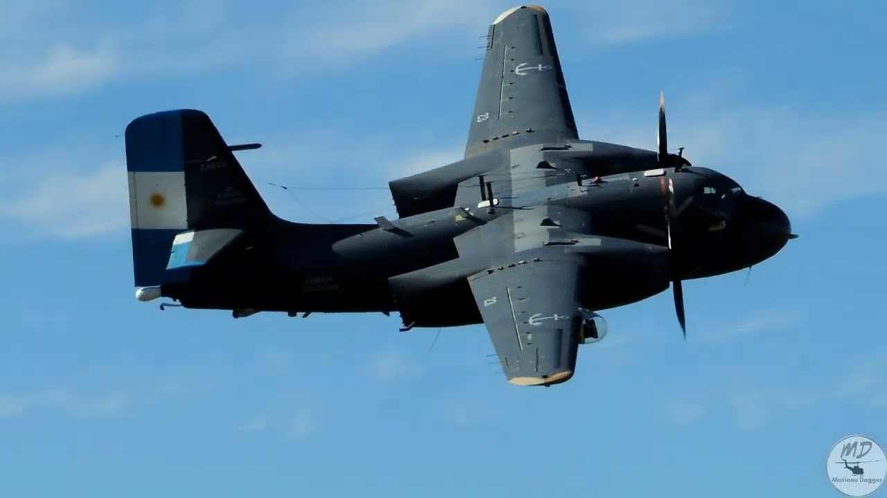 Grumman S-2T Turbo Tracker pasadas en la Base Aeronaval Comandante Espora