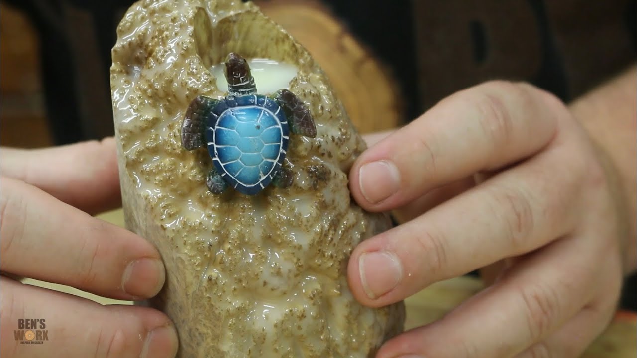 Making a Glowing Ocean Night Light - Resin Art