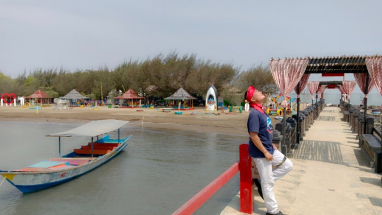Wisata Pantai Bali Balongan Indah , Kab. Indramayu Jawa Barat Indonesia @asepharpani 