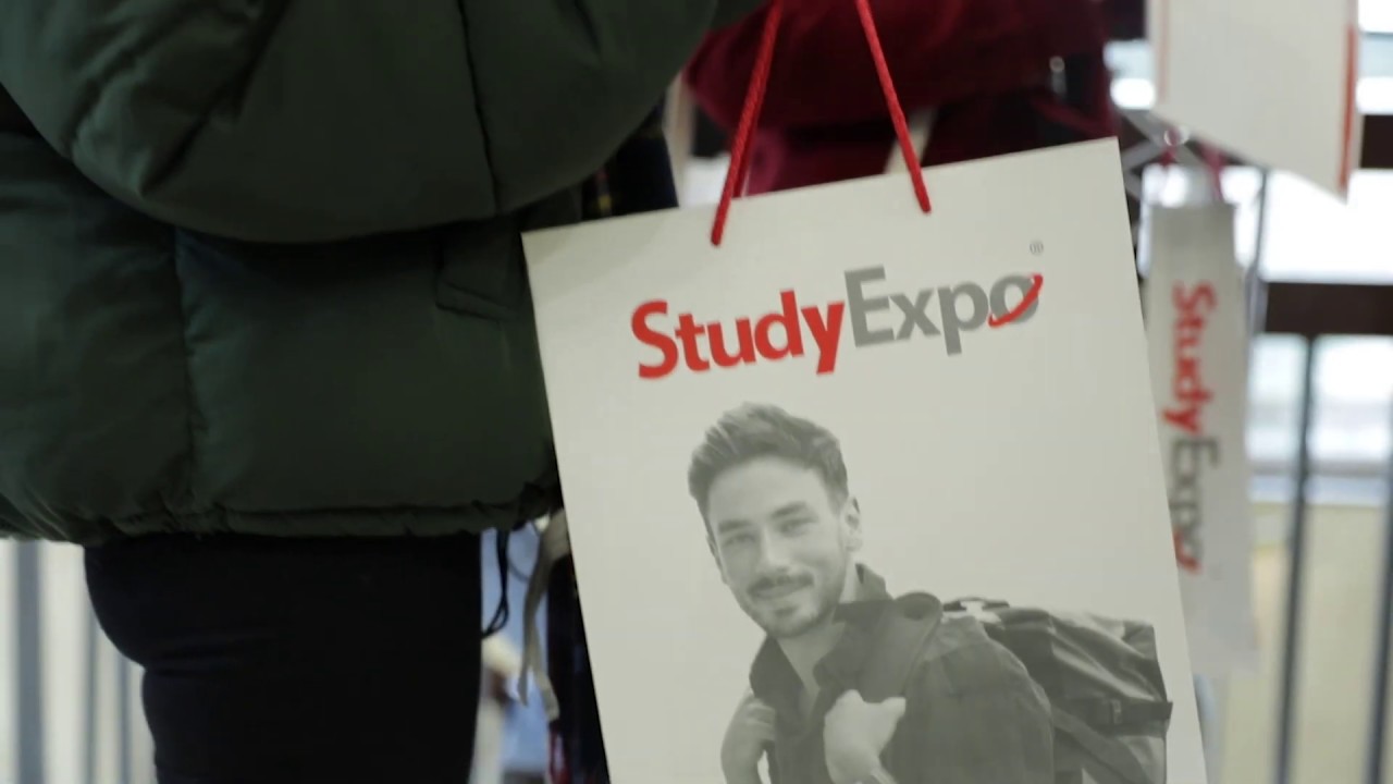 G&ouml;ker Eren - Londonist Stand