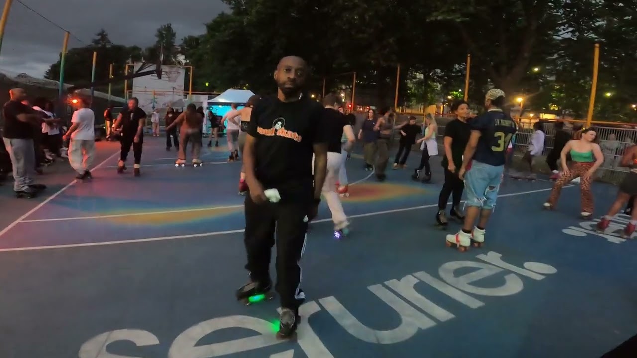 Roller disco Bd Serurier à Paris