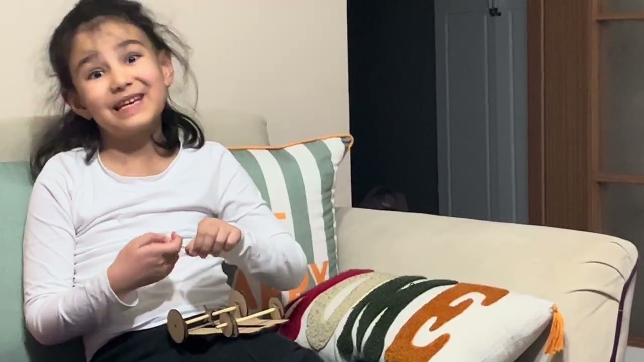 NEFES YENİ BESTESİNİ SİZİNLE PAYLAŞIYOR. OTUNCAK ARABASINI SİZE TANITIYOR #oyuncak #eğlence #oyun 