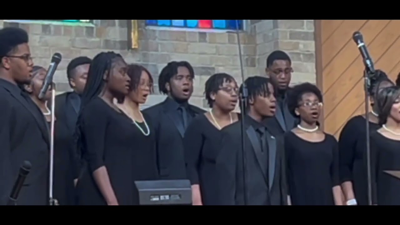 Sanctus Dominus Deus Sabaoth. Wiley University Choir