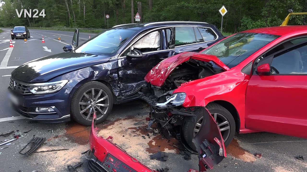 11.05.2019 - VN24 - Vier Verletzte nach Unfall auf Ampelkreuzung in Lünen