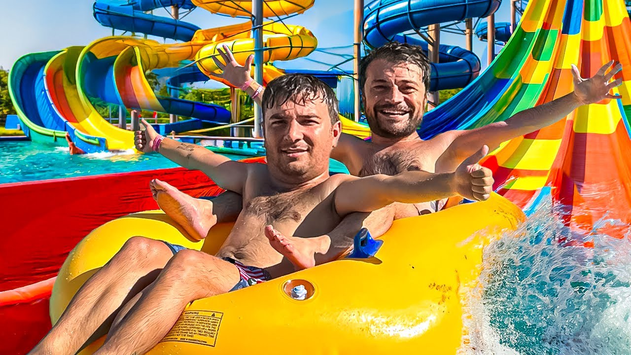 DÜNYANIN EN BÜYÜK AQUAPARK 'INDA ROKETE BİNDİK !