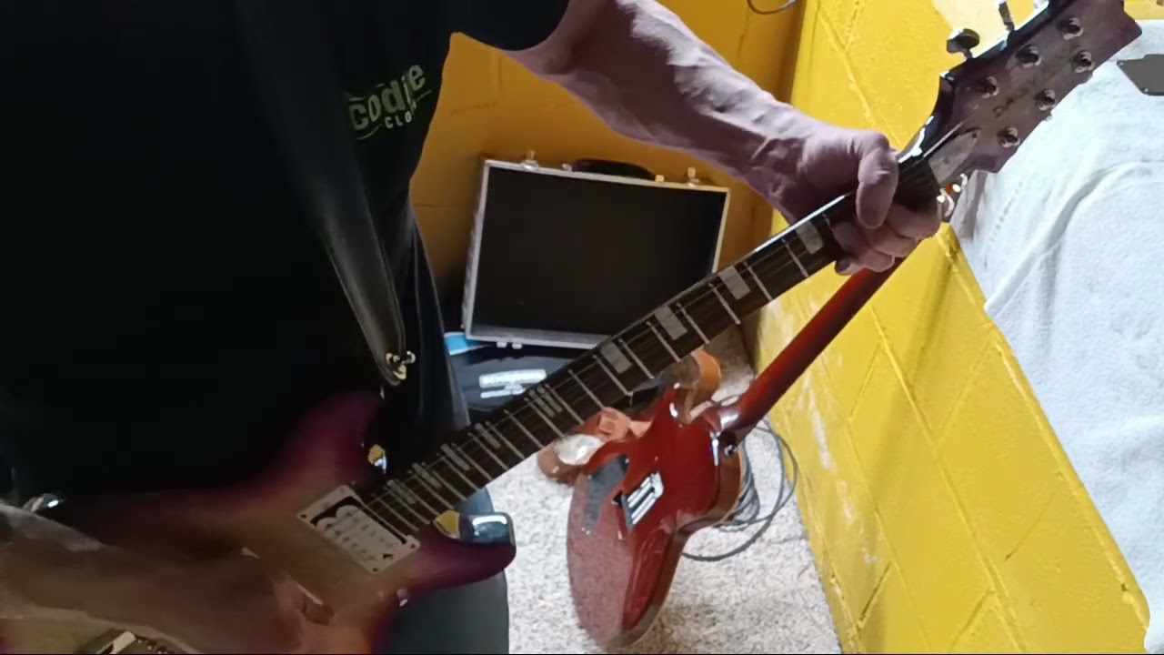 Breaking in the .011's on the Daisy Rock