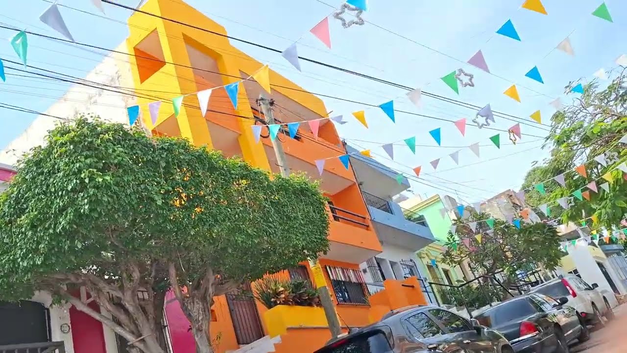 Поездка по моему району Масатлана в воскресенье утром.