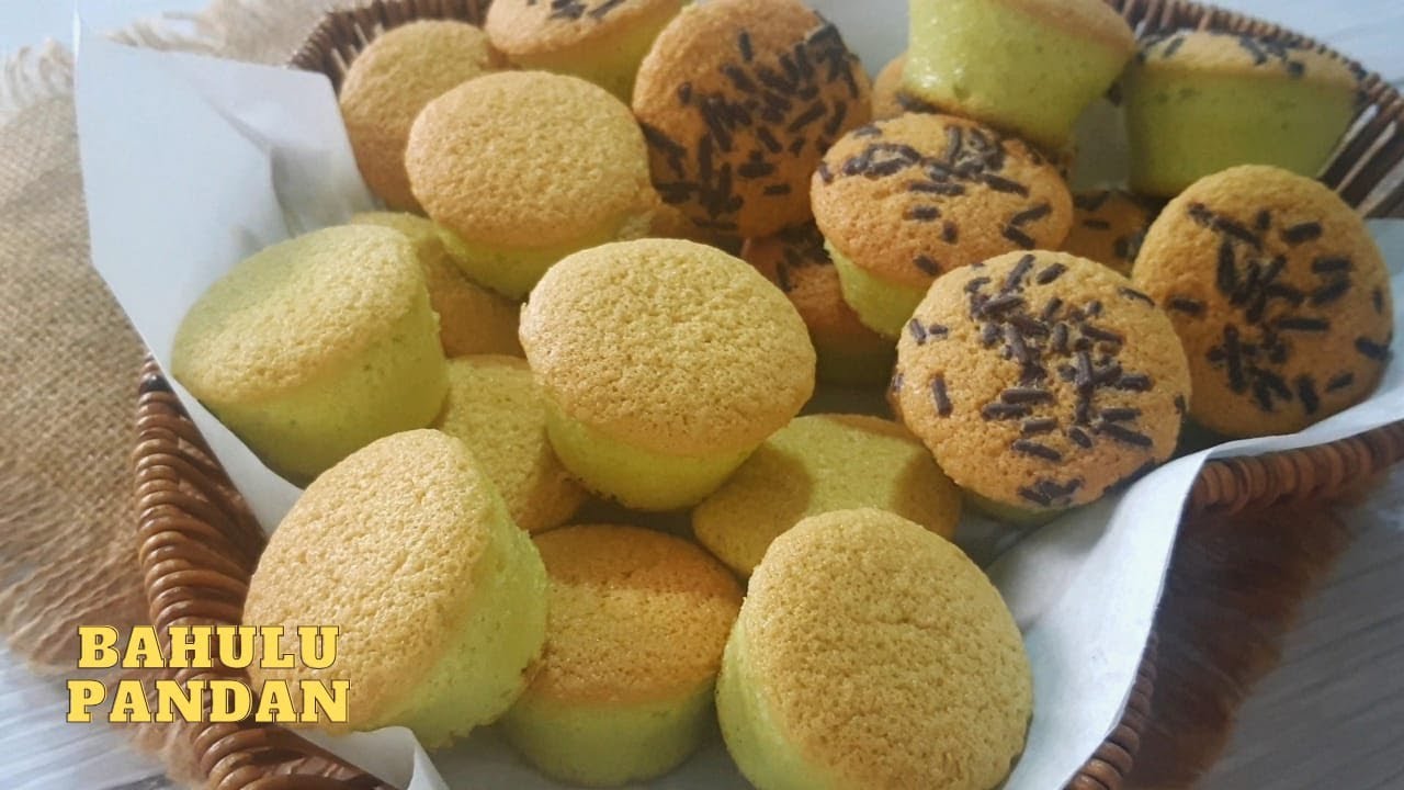 Bahulu Pandan Tradisional | Mini Pandan Egg Sponge Cake