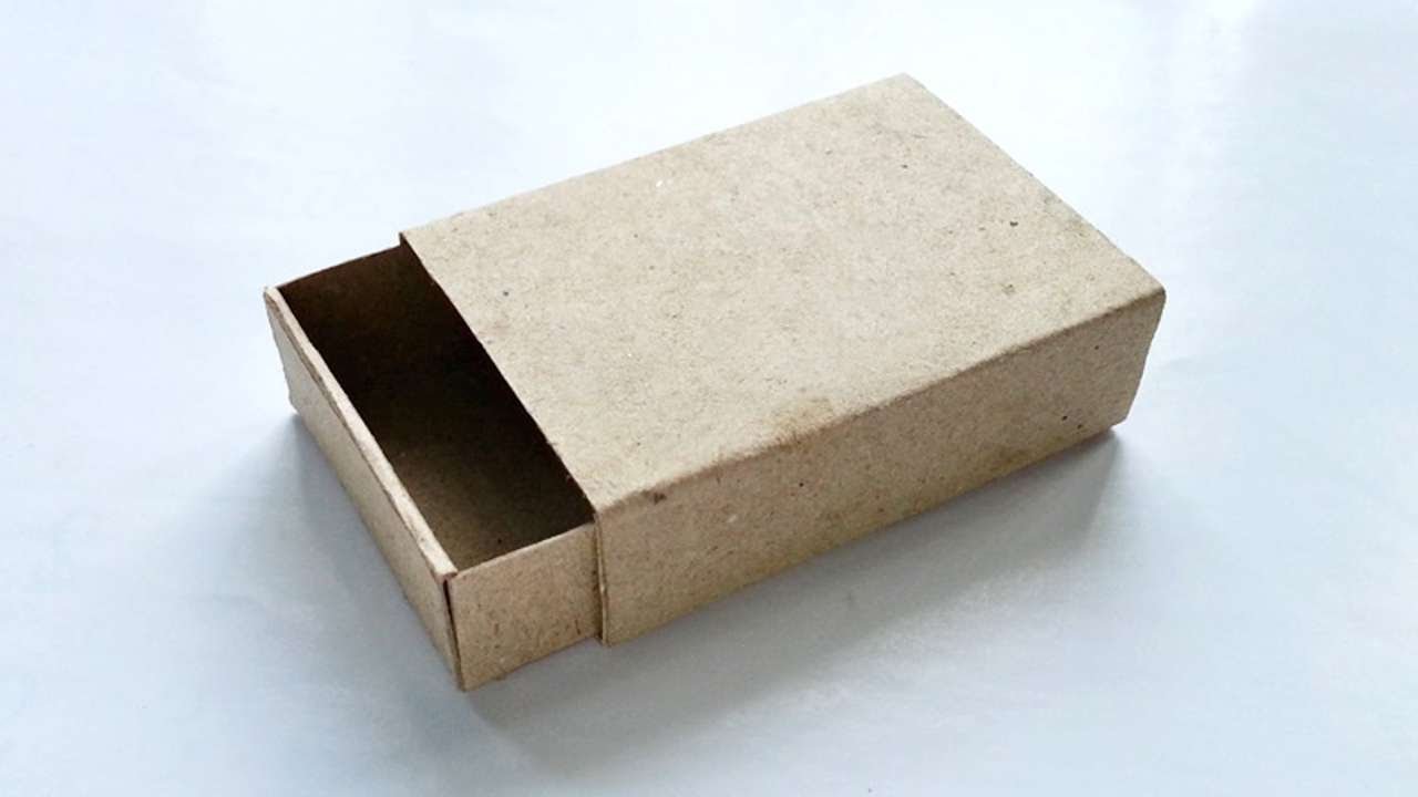 How To Create A Cardstock Matchbox - DIY Crafts Tutorial - Guidecentral